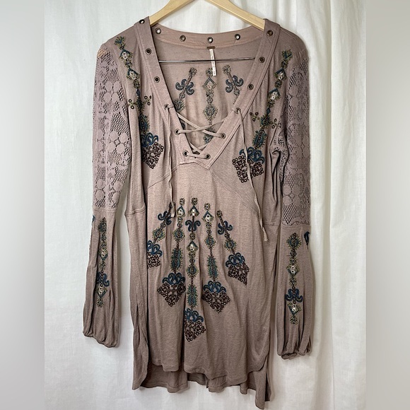Free People Dresses & Skirts - Free People Long Sleeve Mini Dress with Slits Size M